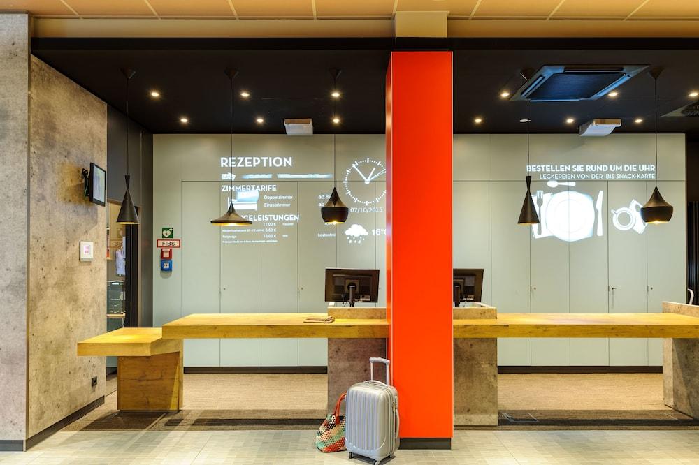 Hotel Ibis Berlin Hauptbahnhof Esterno foto
