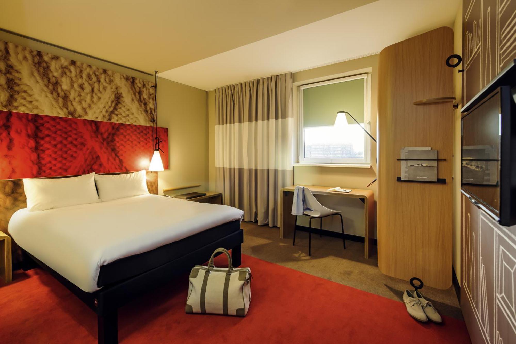 Hotel Ibis Berlin Hauptbahnhof Esterno foto