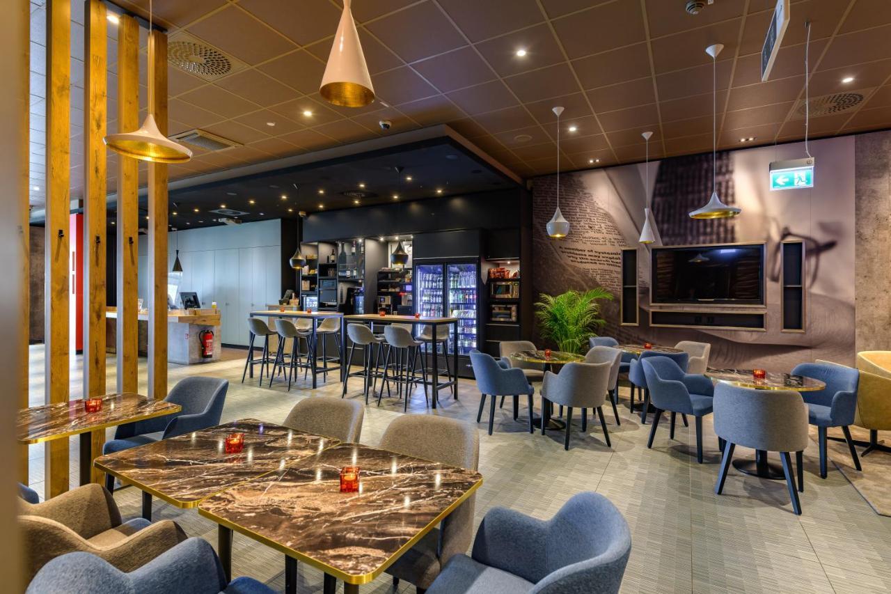 Hotel Ibis Berlin Hauptbahnhof Esterno foto