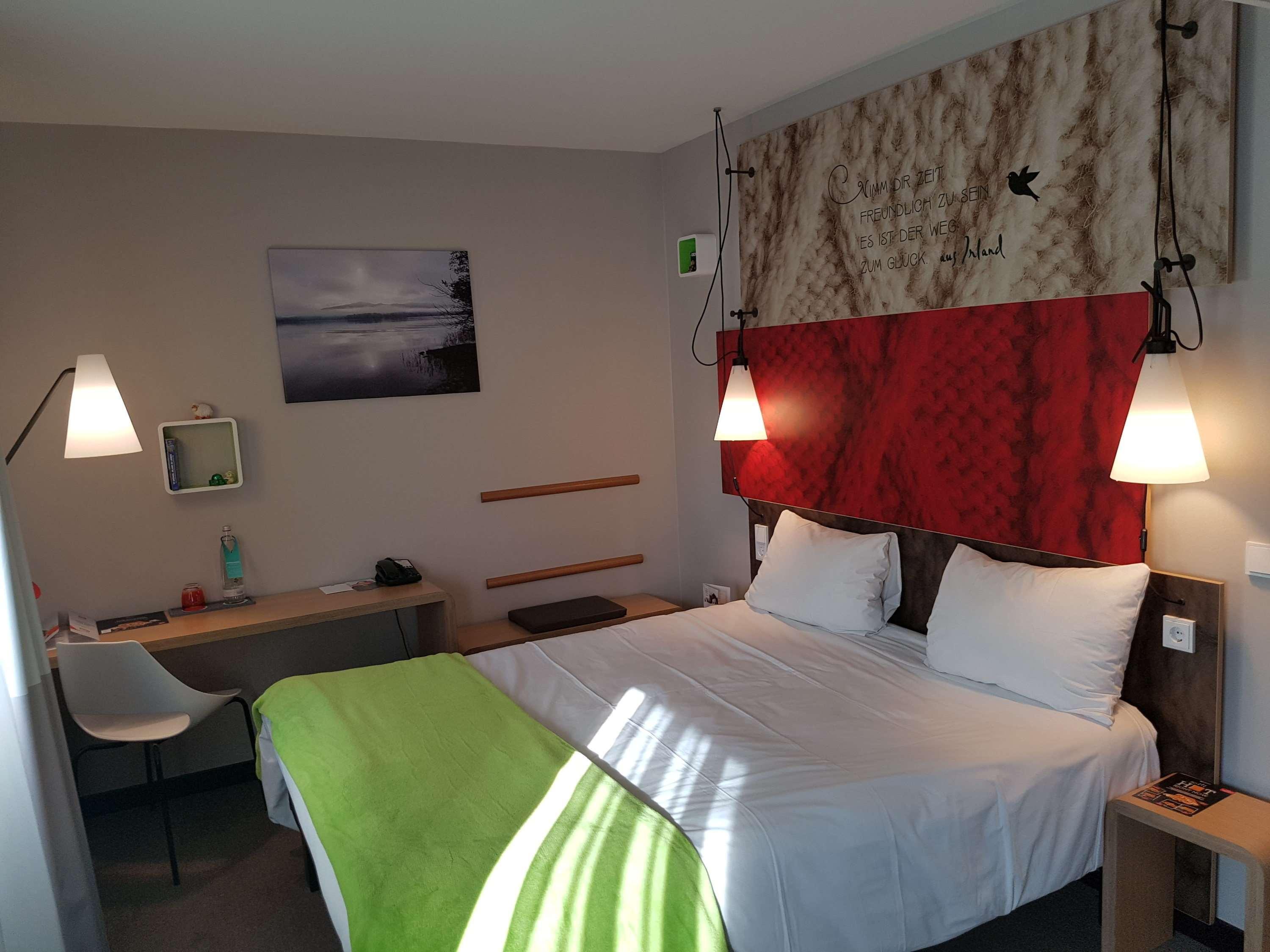 Hotel Ibis Berlin Hauptbahnhof Esterno foto