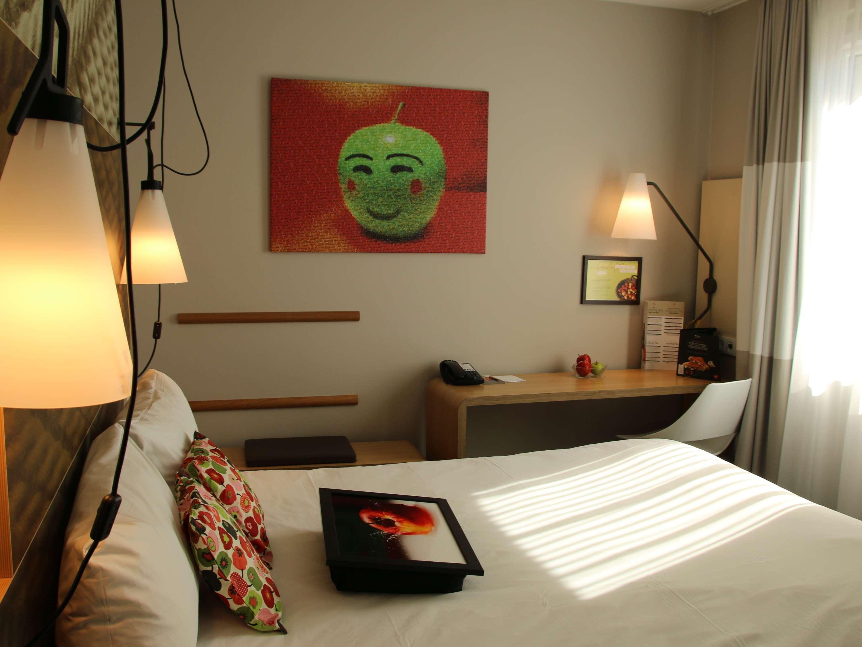 Hotel Ibis Berlin Hauptbahnhof Esterno foto