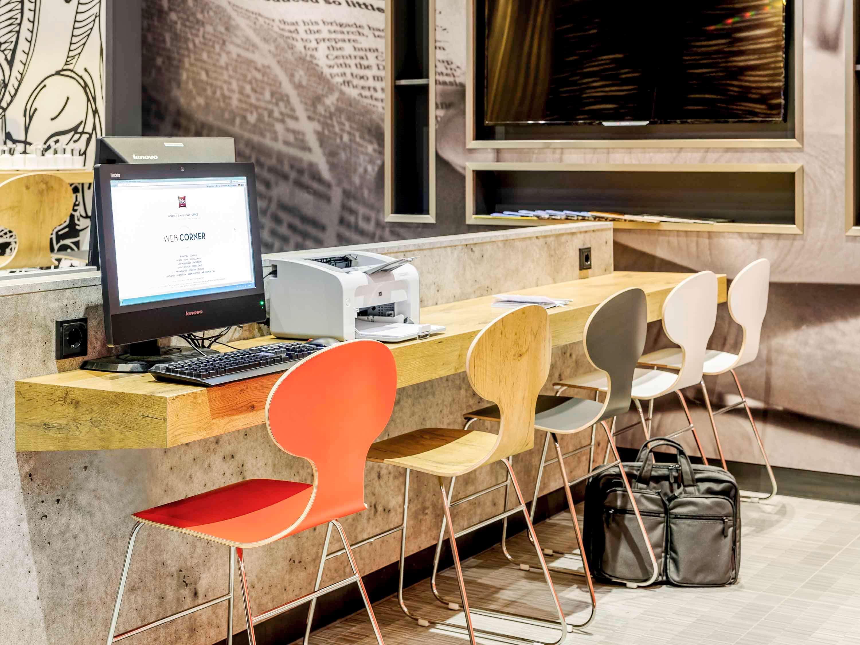 Hotel Ibis Berlin Hauptbahnhof Esterno foto