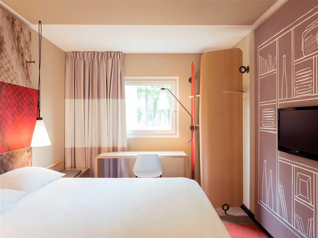 Hotel Ibis Berlin Hauptbahnhof Esterno foto