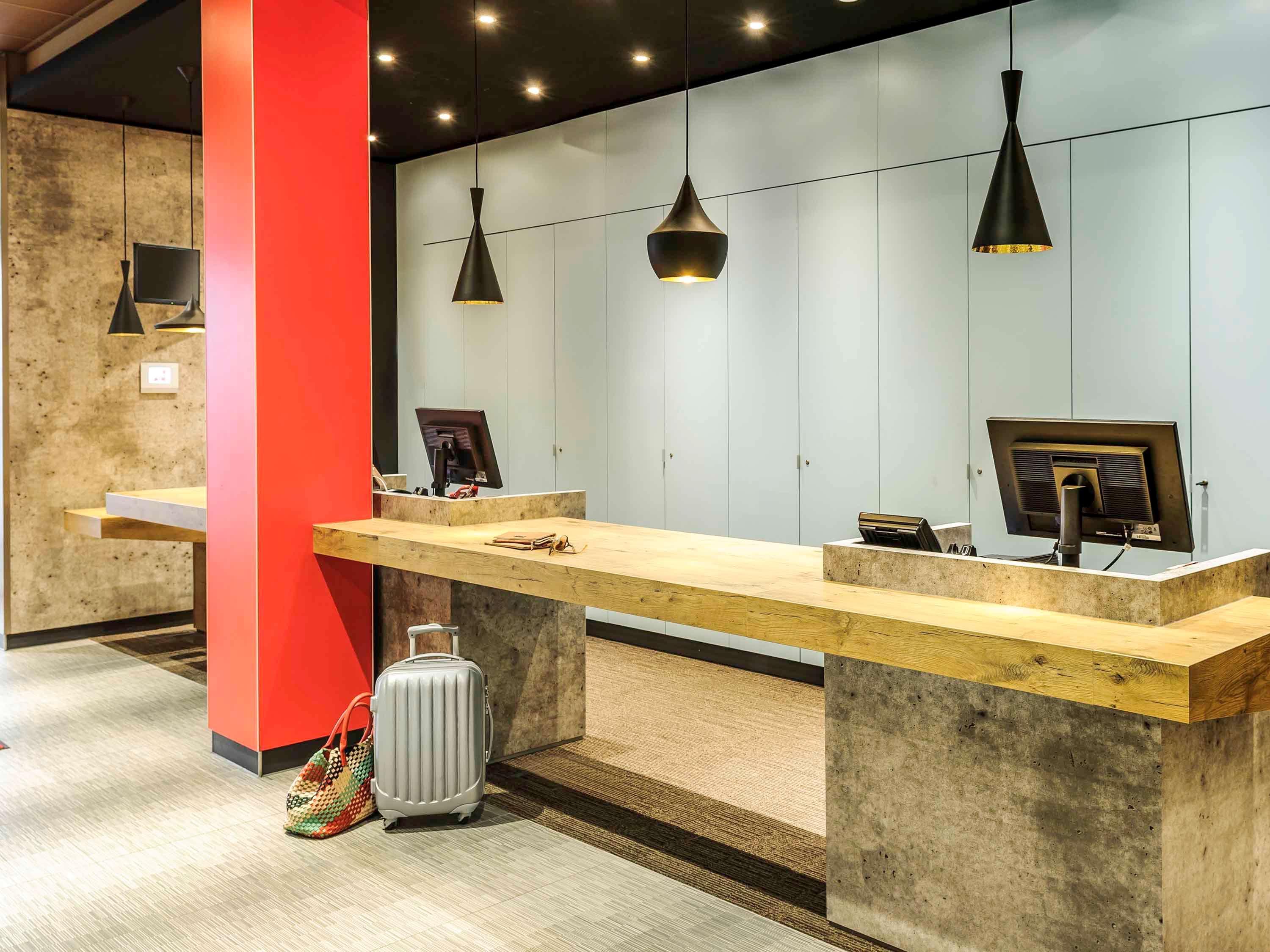 Hotel Ibis Berlin Hauptbahnhof Esterno foto