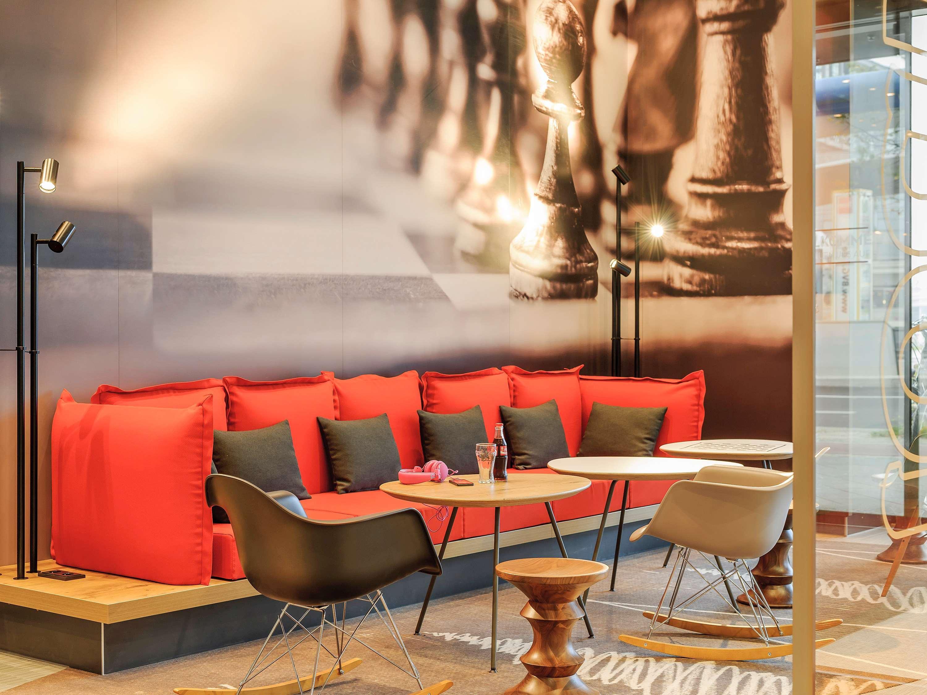 Hotel Ibis Berlin Hauptbahnhof Esterno foto